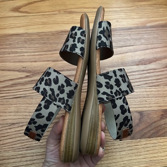andre assous featherweights elastic sandal in animal print size 7 made in Spain - Picture 11 of 16